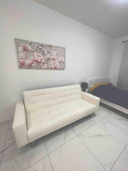 White Apartment/Kolwnaki/100Mbps/Wifi Αθήνα Εξωτερικό φωτογραφία