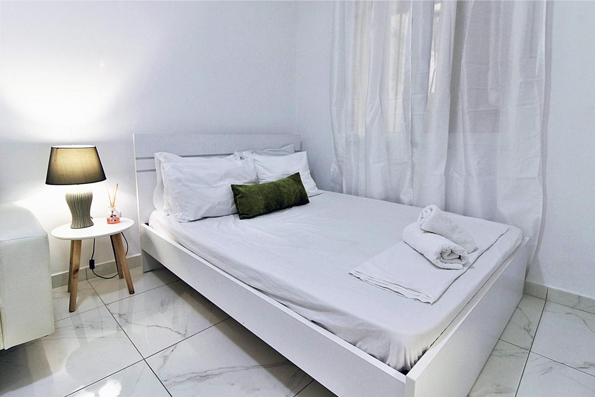 White Apartment/Kolwnaki/100Mbps/Wifi Αθήνα Εξωτερικό φωτογραφία